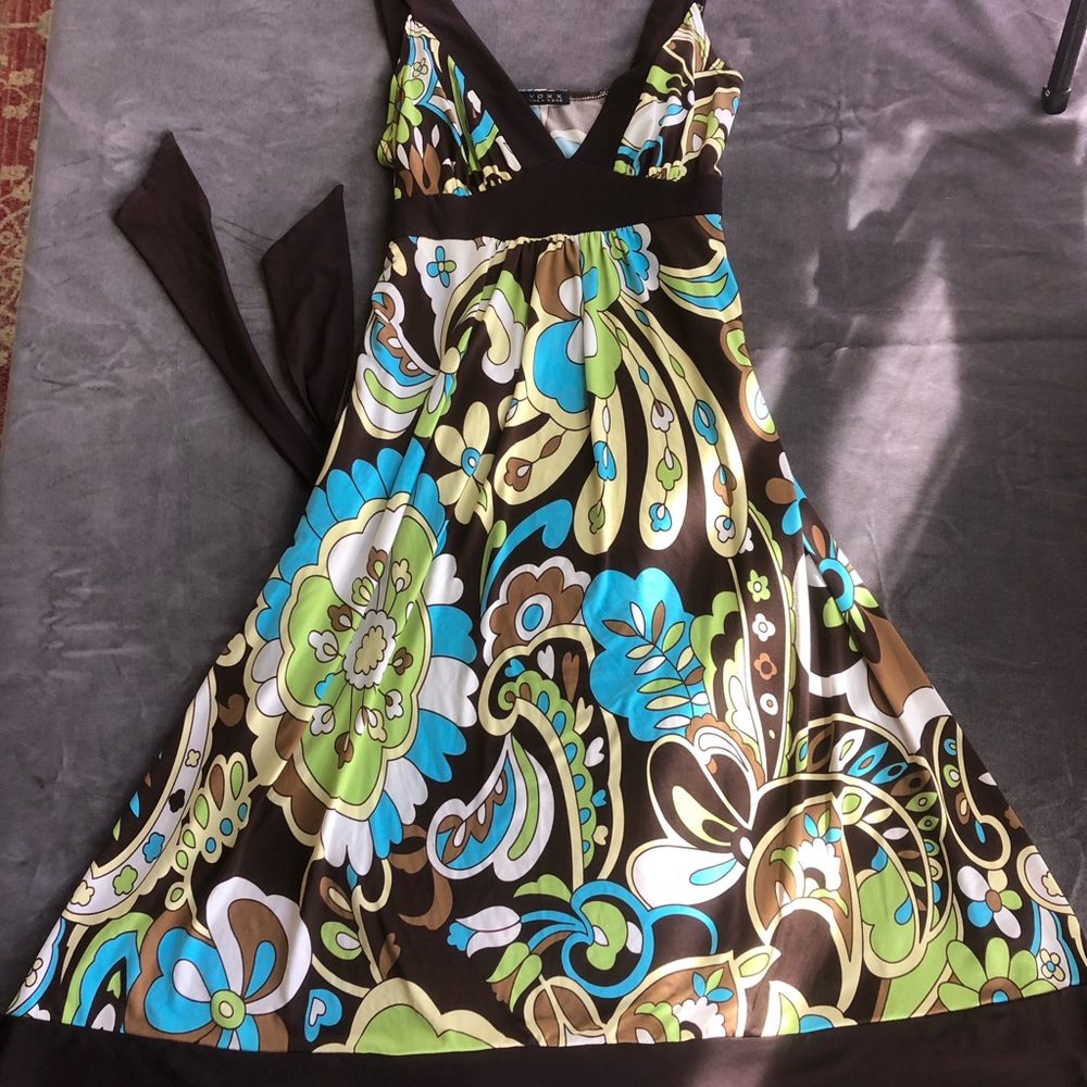 Dress, knee length VOXX New York Size: Medium